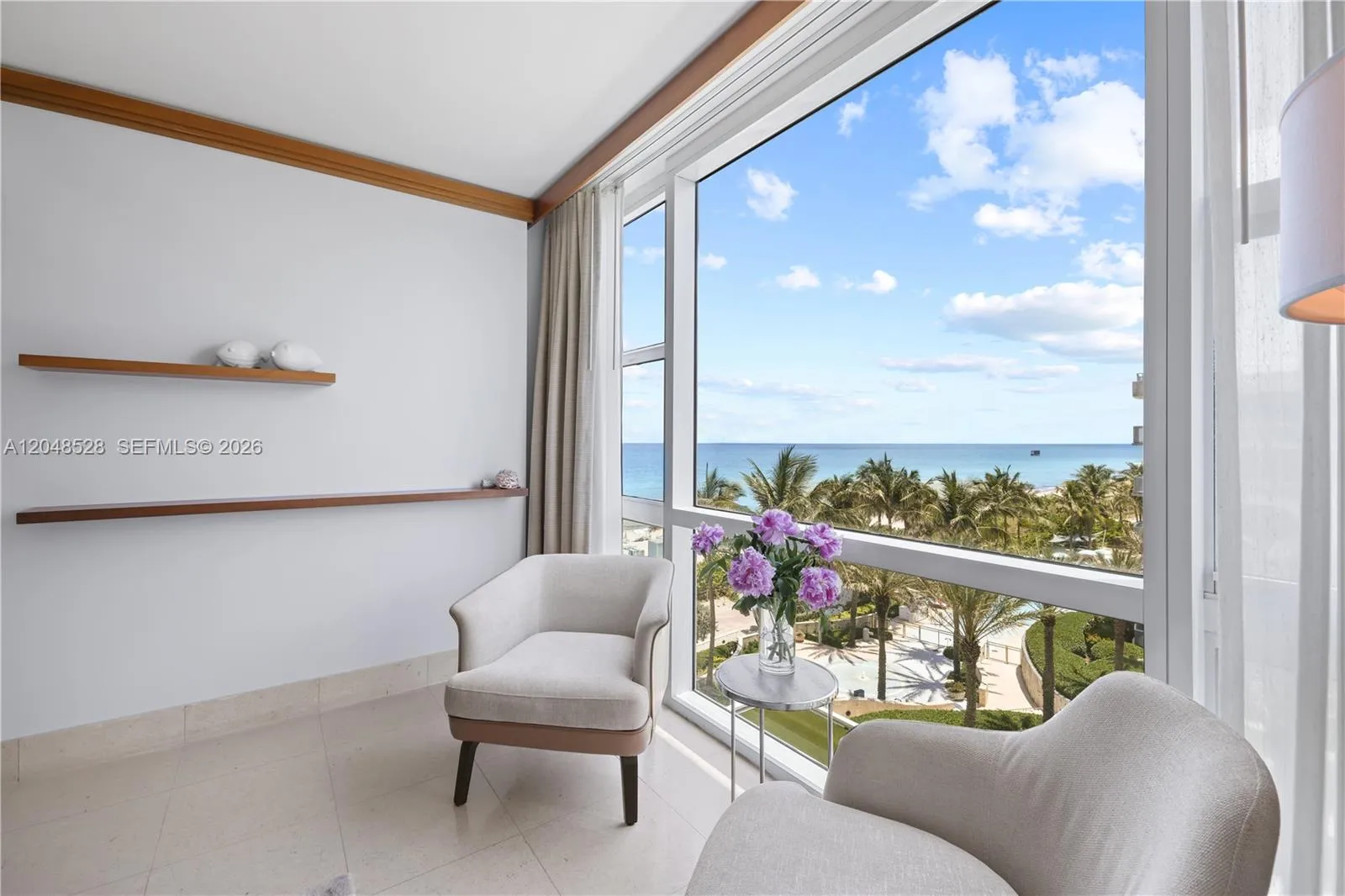 Foto de propiedad en 6801 Collins Avenue 516, Miami Beach, FL 33141 Miami Beach con MLS# 
