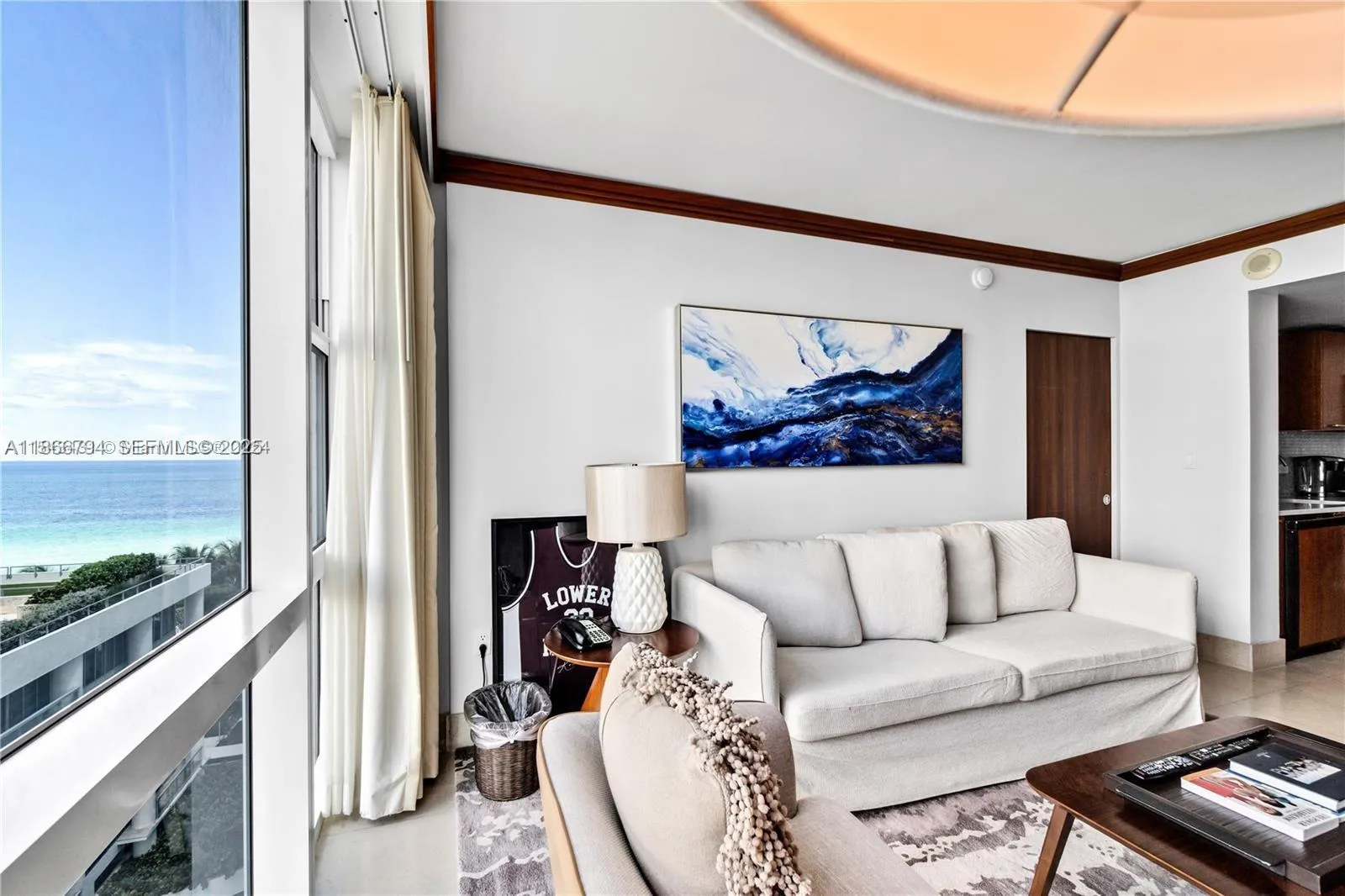 Foto de propiedad en 6801 Collins Avenue 818, Miami Beach, FL 33141 Miami Beach con MLS# 