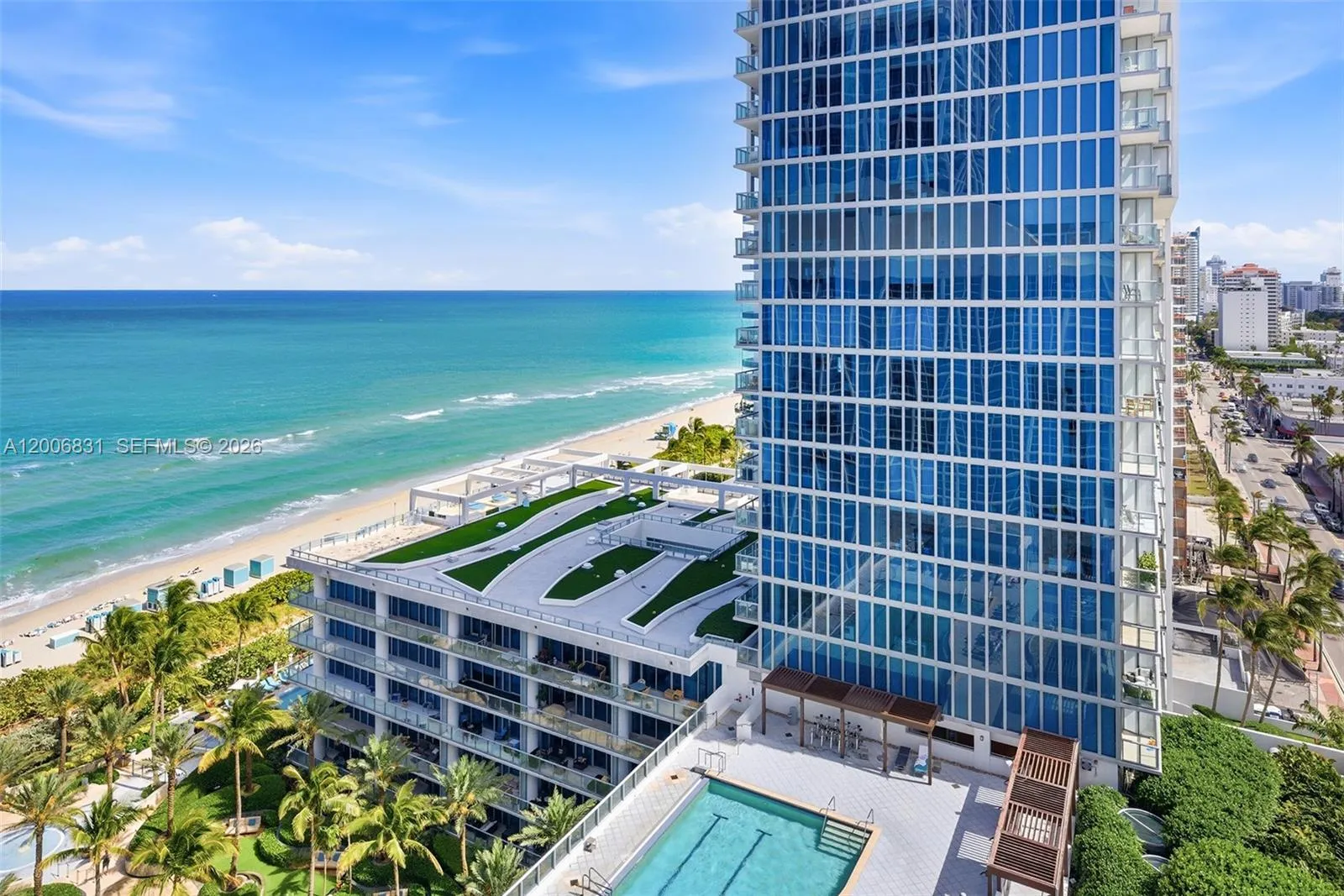 Foto de propiedad en 6801 Collins Avenue PH01/02, Miami Beach, FL 33141 Miami Beach con MLS# 