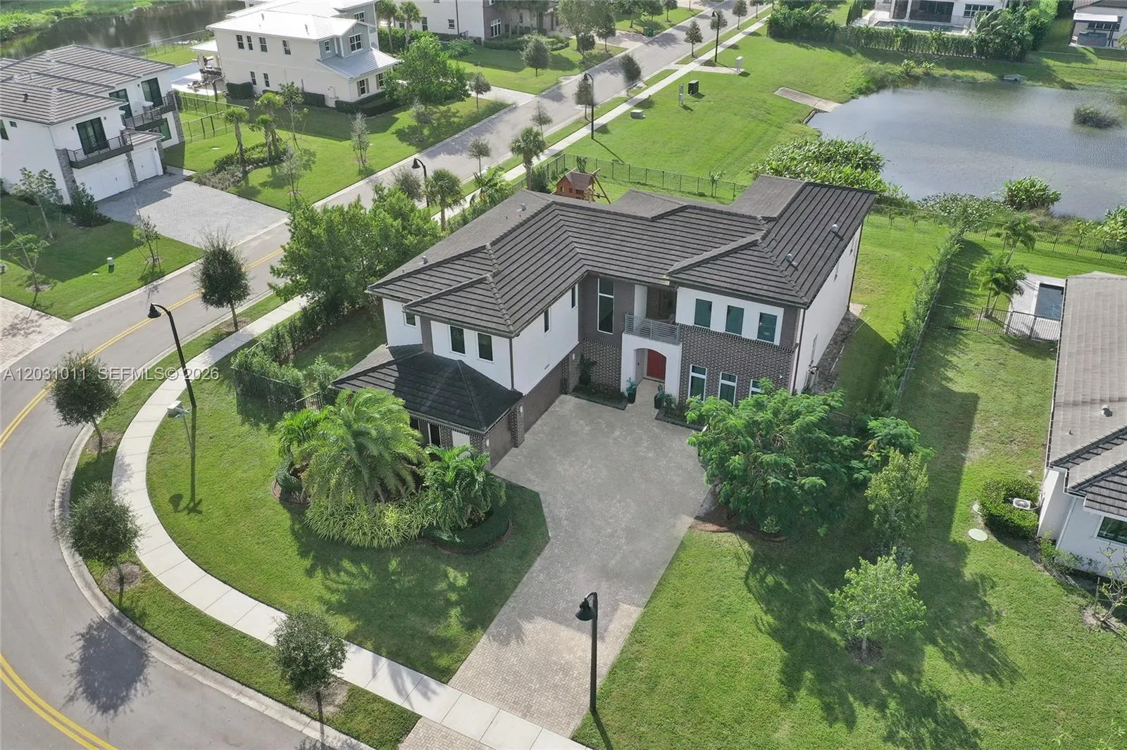 Vendido 6804 N Stillwater Shores Drive, Davie, FL 33314, Davie, FL 33314