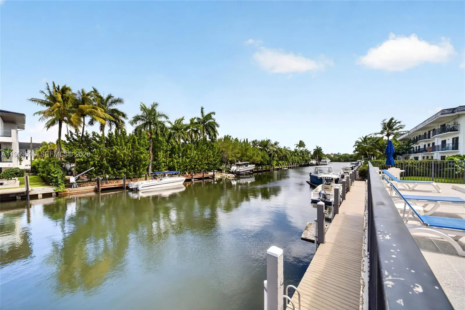 Foto de propiedad en 6815 Edgewater Drive 108, Coral Gables, FL 33133 Coral Gables con MLS# 