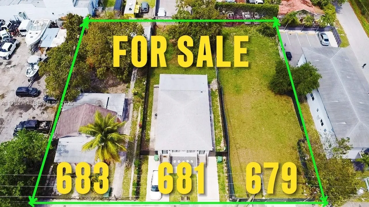 Foto de propiedad en 683 NW & 681 & 679 30th Street, Miami, FL 33127 Miami con MLS# 