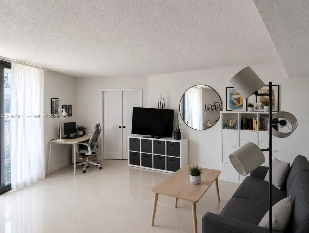 Foto de propiedad en 6830 Indian Creek Drive 8A, Miami Beach, FL 33141 Miami Beach con MLS# 
