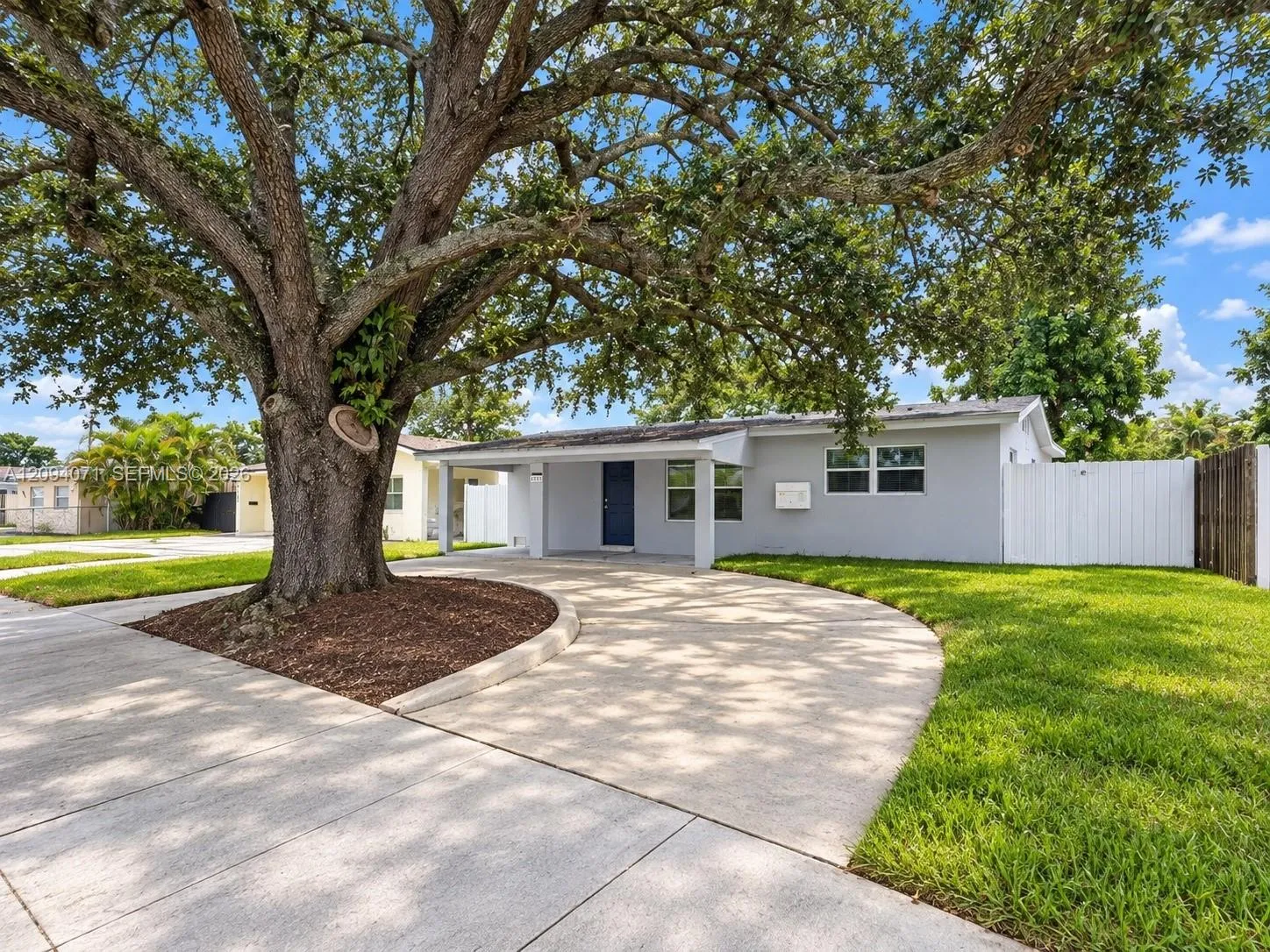 En Venta 6831 Sheridan Street, Hollywood, FL 33024, Hollywood, FL 33024