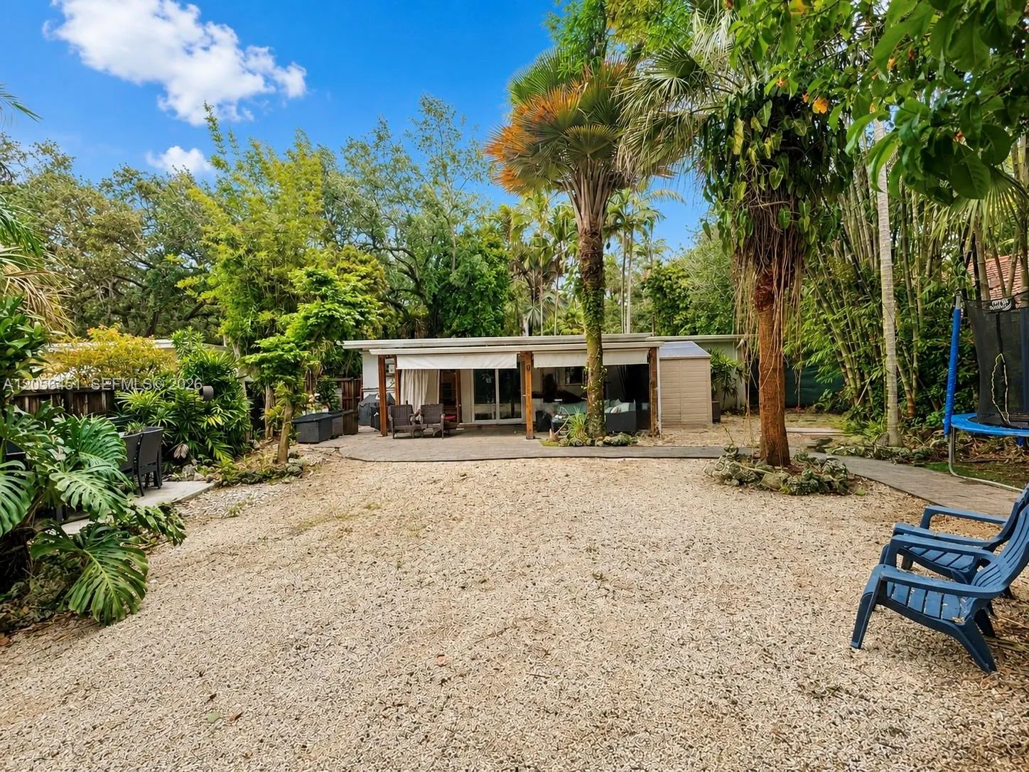 Foto de propiedad en 6834 SW 78th Terrace, South Miami, FL 33143 South Miami con MLS# 