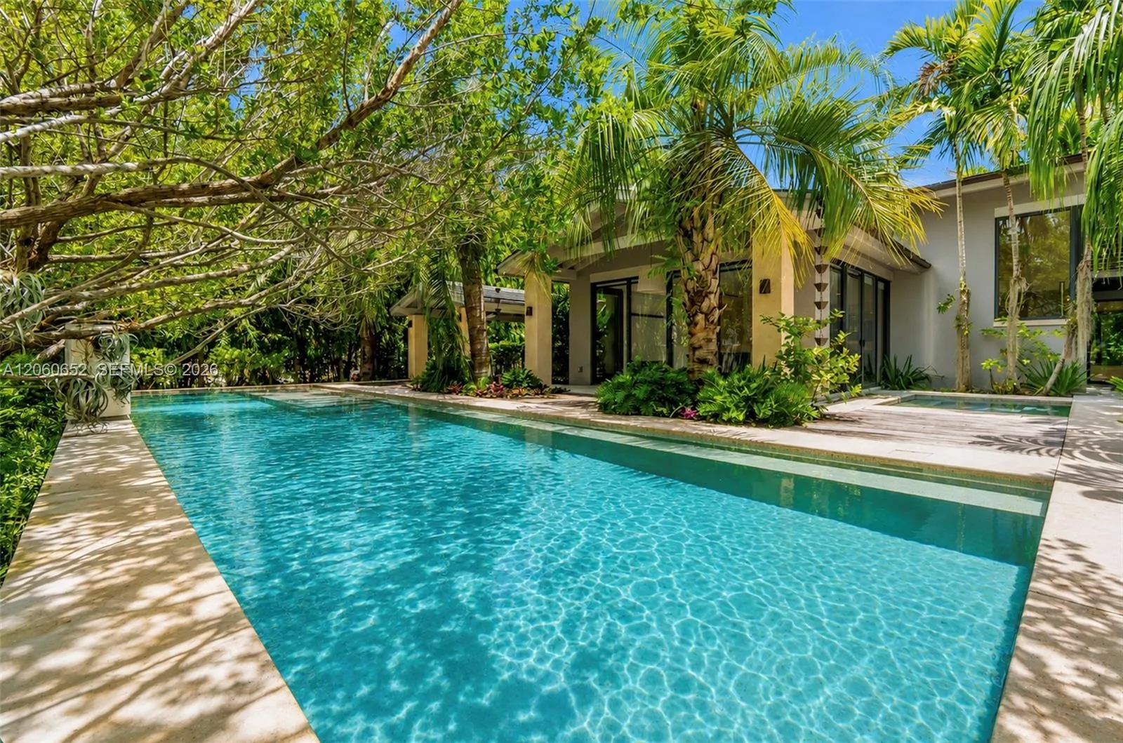 En Renta 6840 Sunrise Place, Coral Gables, FL 33133, Coral Gables, FL 33133