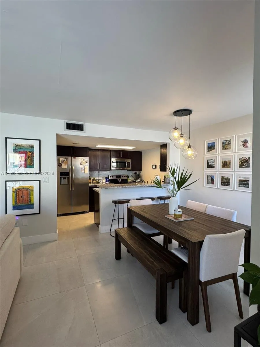 En Venta 6845 SW 45th Lane 10, Miami, FL 33155, Miami, FL 33155