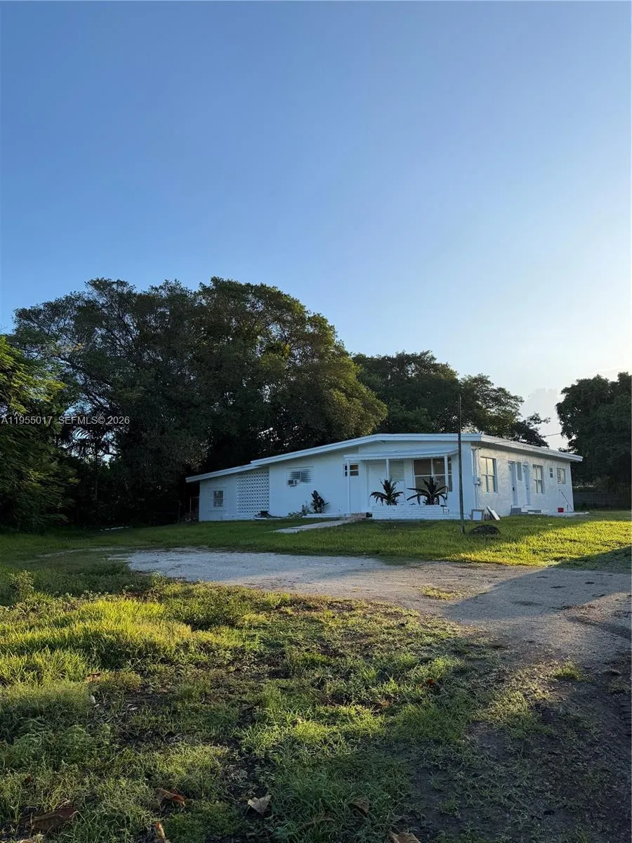 Vendido 6845 SW 97th Avenue, Miami, FL 33173, Miami, FL 33173
