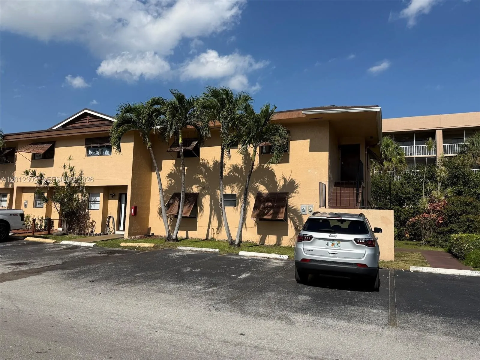 Foto de propiedad en 6850 NW 173rd Drive 109, Hialeah, FL 33015 Hialeah con MLS# 