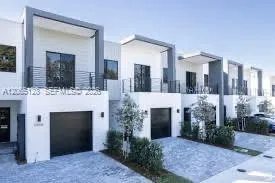 En Renta 6860 SW 80th Street 6860, Miami, FL 33143, Miami, FL 33143