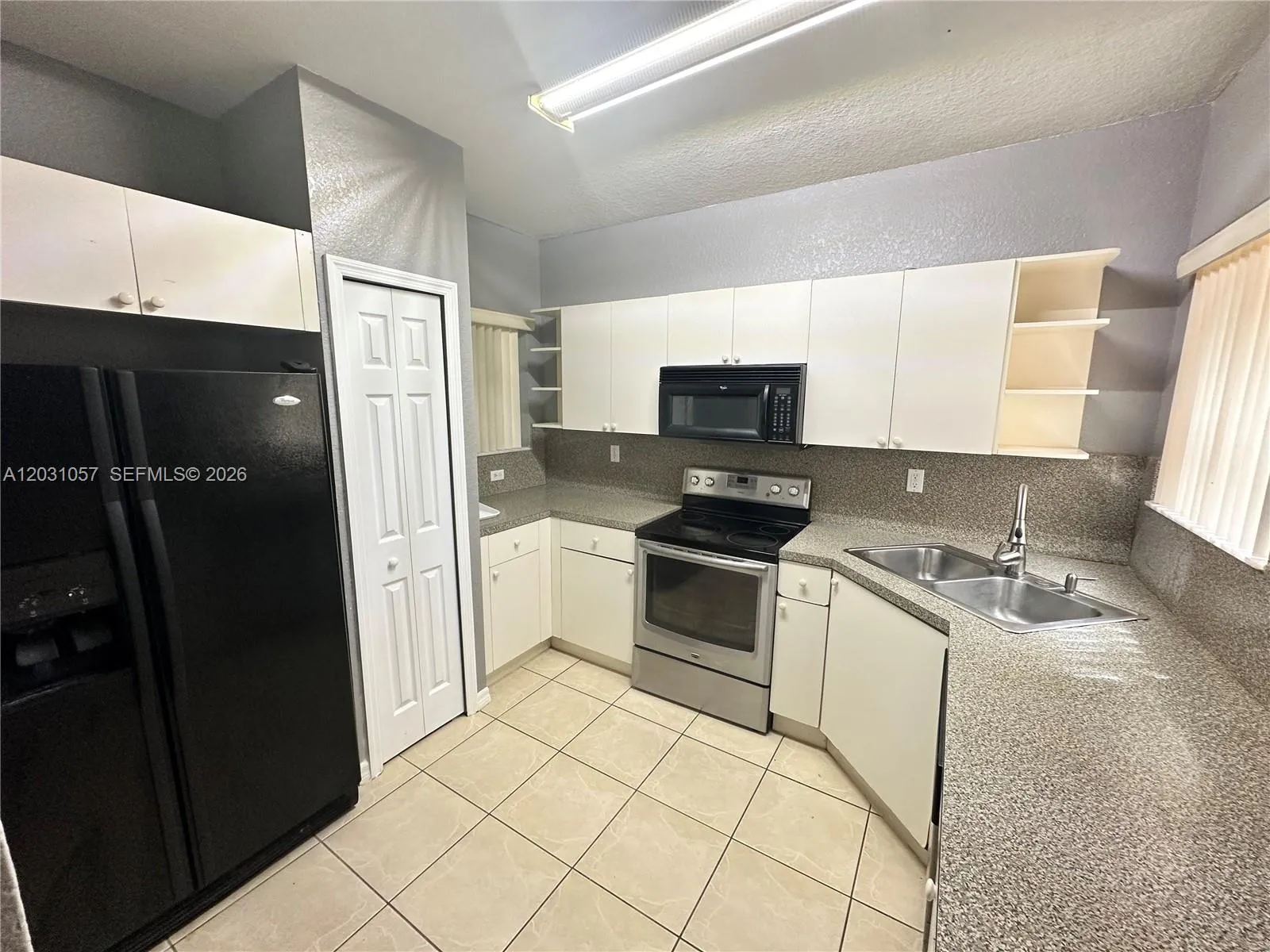Vendido 687 SW 10th Street, Florida City, FL 33034, Florida City, FL 33034