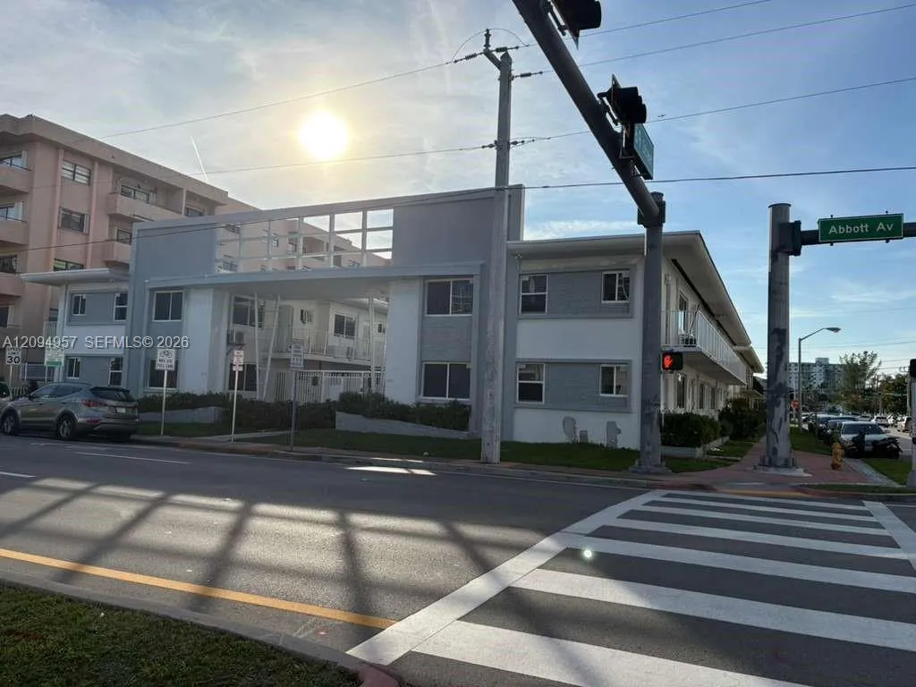 En Renta 6896 Abbott Avenue 3B, Miami Beach, FL 33141, Miami Beach, FL 33141