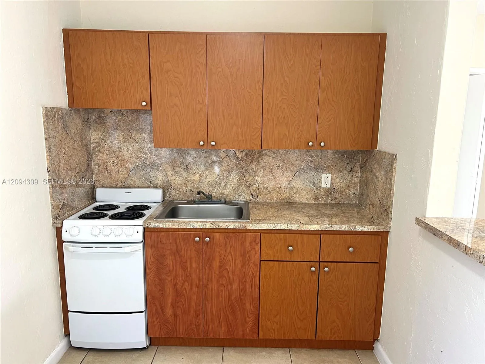 En Renta 690 NE 85th Street 1D, Miami, FL 33138, Miami, FL 33138