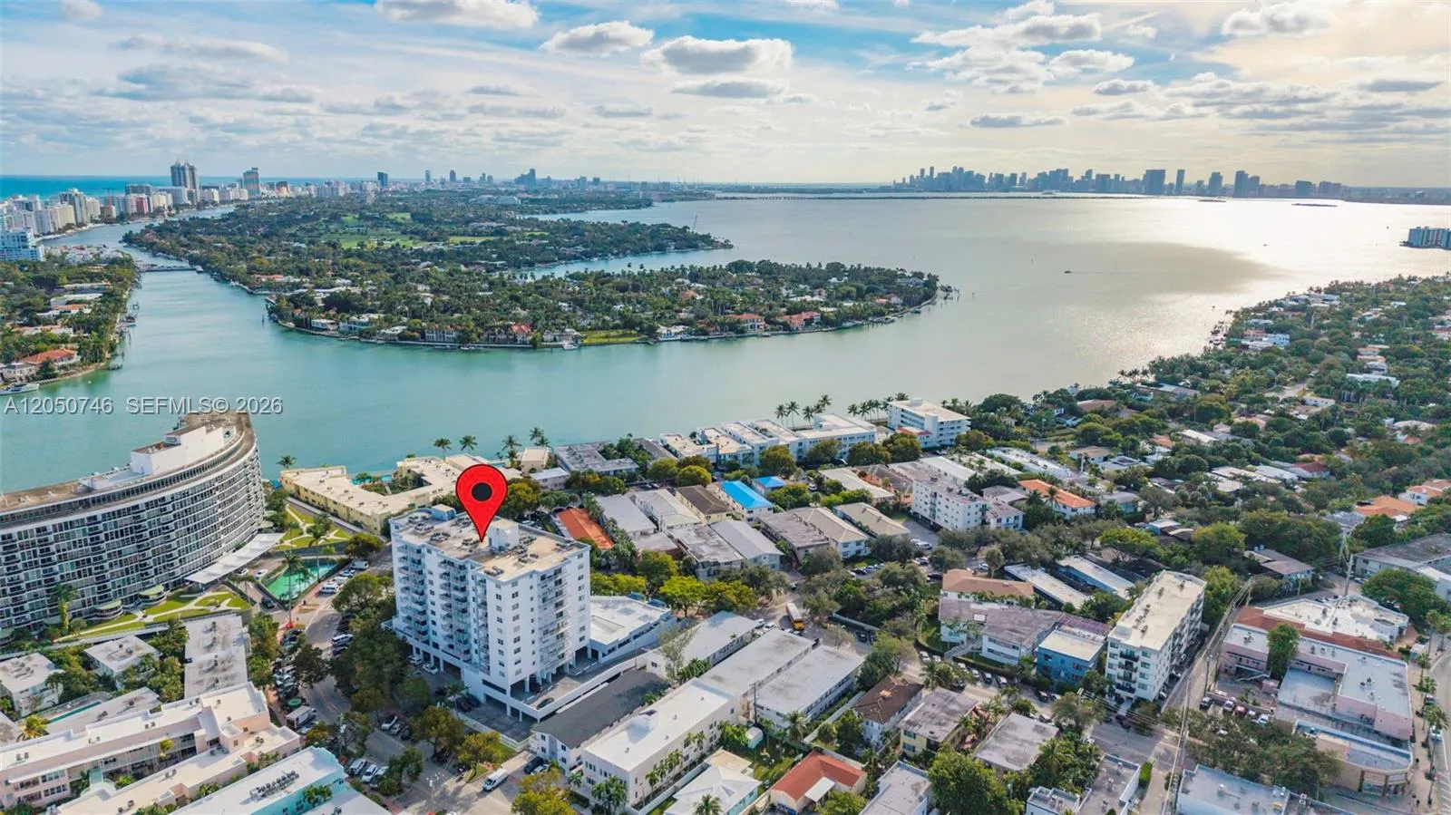 Foto de propiedad en 6900 Bay Drive 5C, Miami Beach, FL 33141 Miami Beach con MLS# 