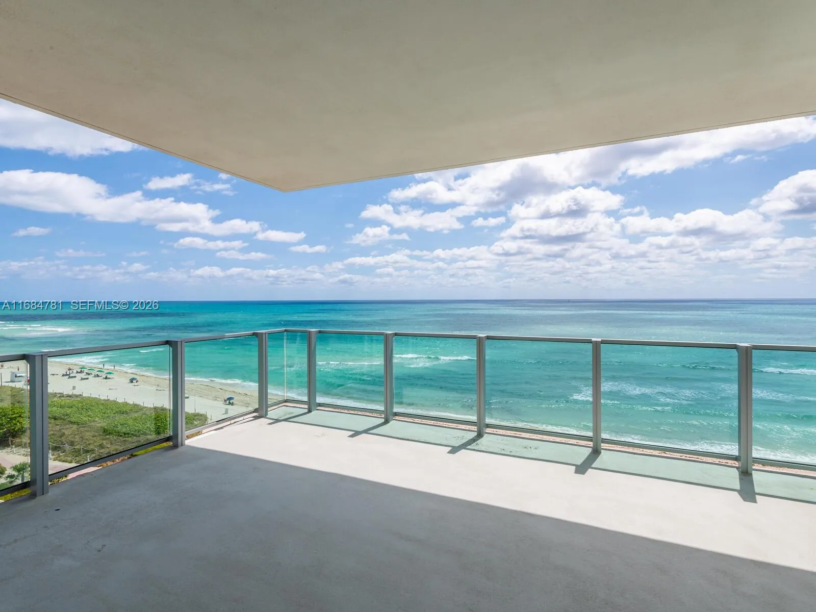 Foto de propiedad en 6901 Collins Avenue 701, Miami Beach, FL 33141 Miami Beach con MLS# 
