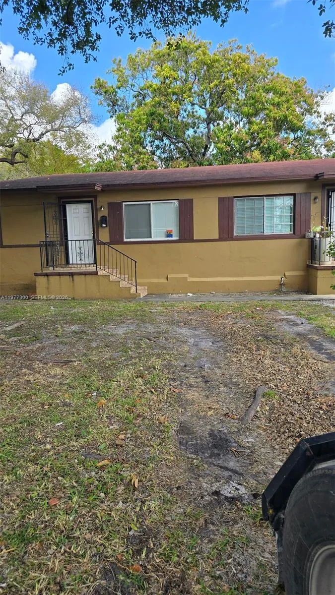 En Venta 6910 NW 5th Place, Miami, FL 33150, Miami, FL 33150