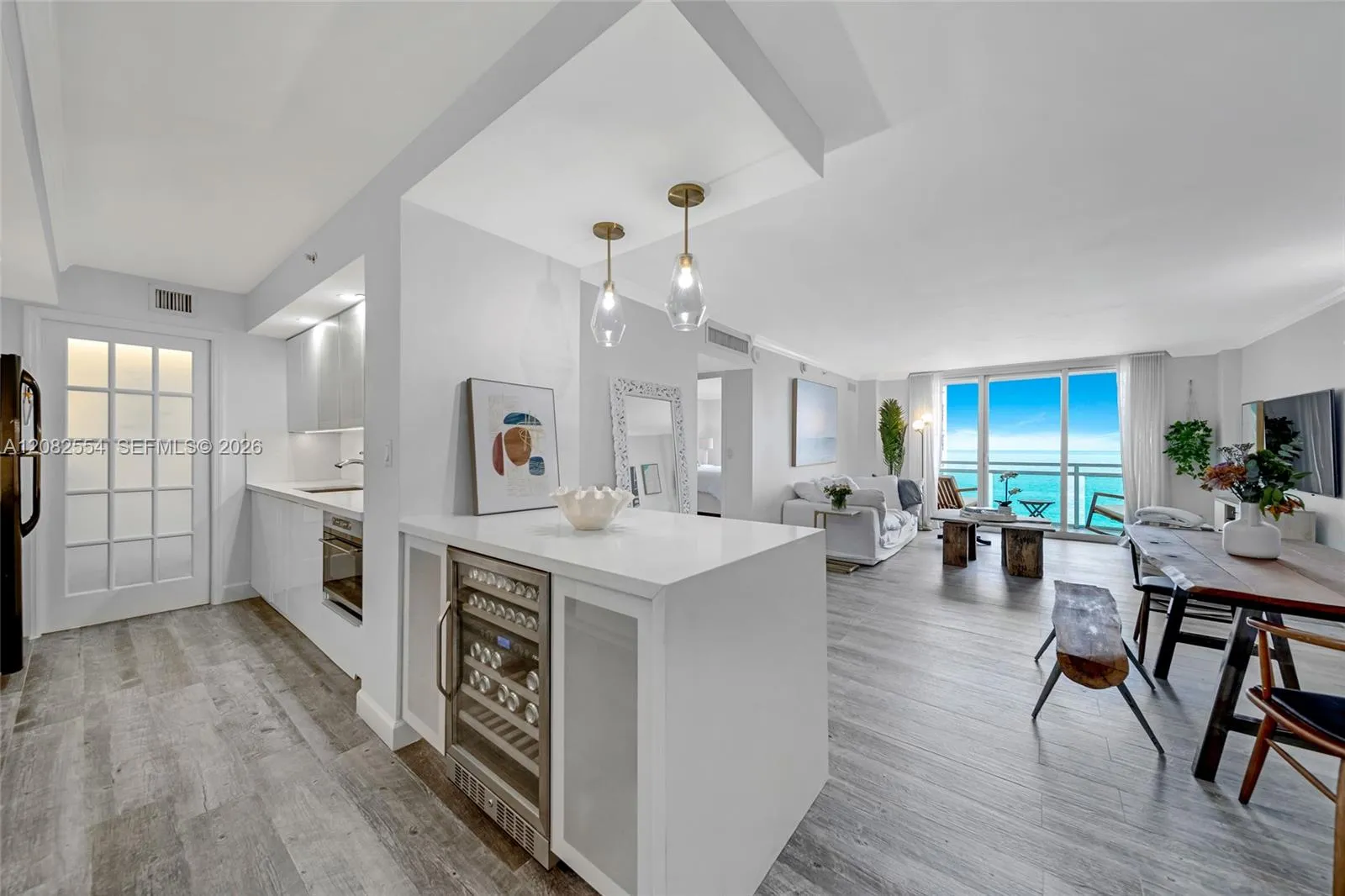 En Renta 6917 Collins Avenue 1409, Miami Beach, FL 33141, Miami Beach, FL 33141