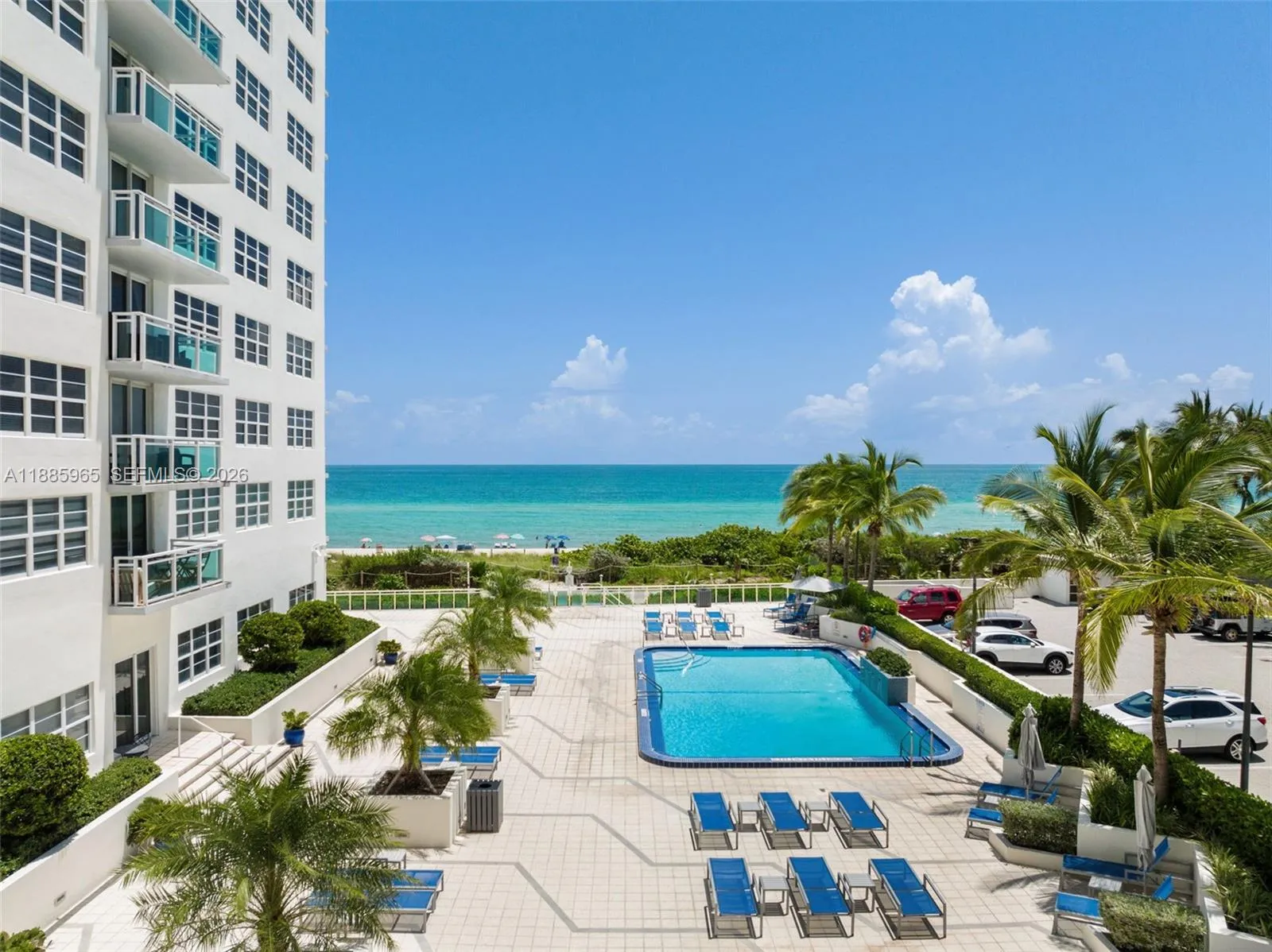 Foto de propiedad en 6917 Collins Avenue 1505, Miami Beach, FL 33141 Miami Beach con MLS# 