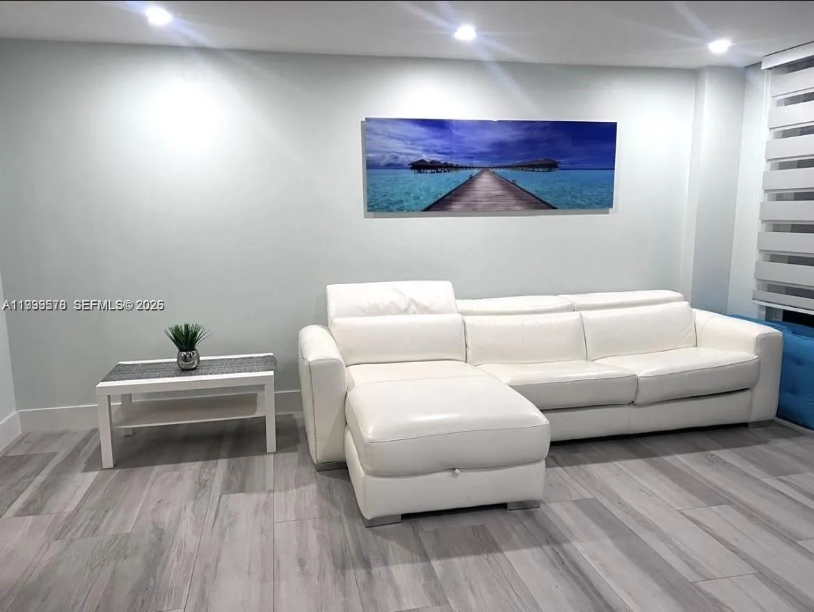 En Renta 6917 Collins Avenue 806, Miami Beach, FL 33141, Miami Beach, FL 33141