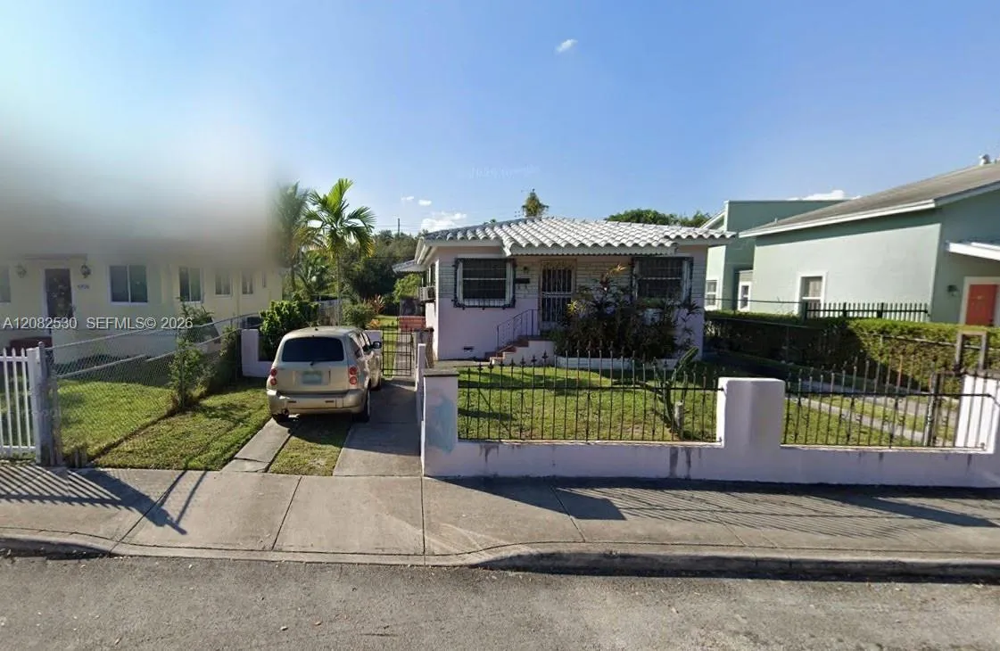 En Venta 6926 NW 4th Avenue, Miami, FL 33150, Miami, FL 33150