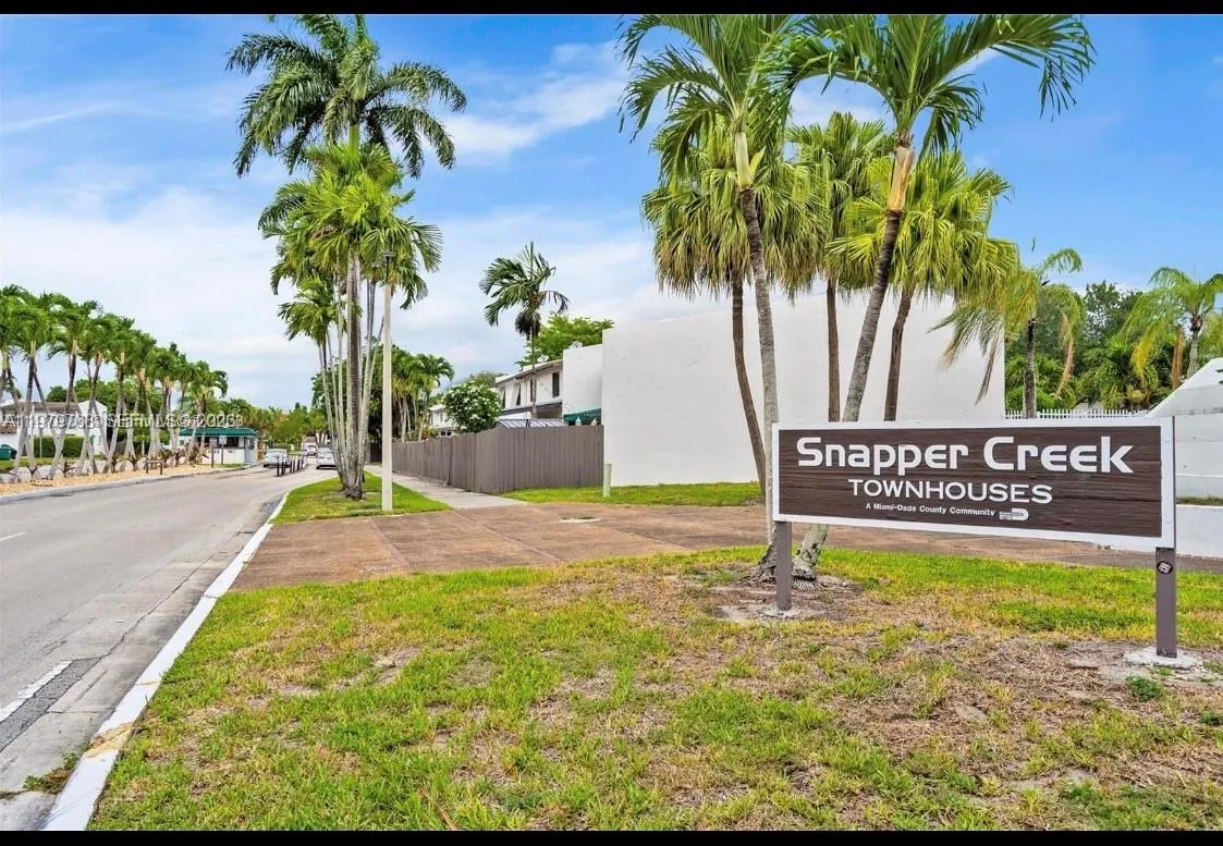Vendido 6936 SW 110th Avenue, Miami, FL 33173, Miami, FL 33173