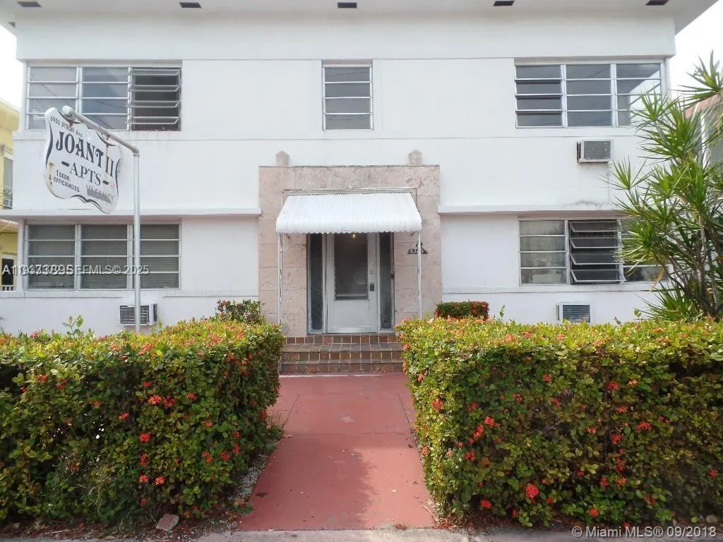 En Renta 6950 Byron Avenue 2, Miami Beach, FL 33141, Miami Beach, FL 33141