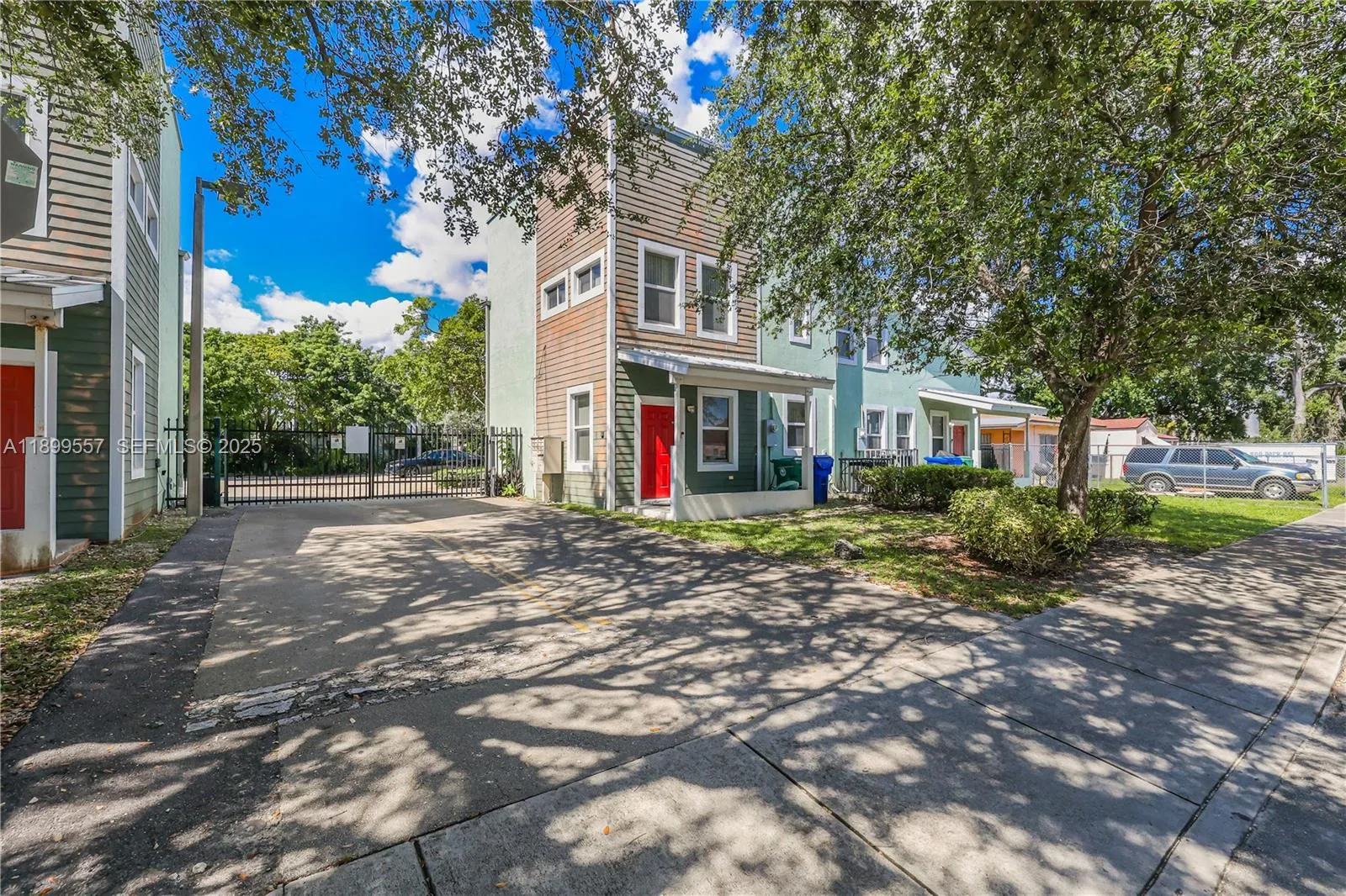 Foto de propiedad en 6960 NW 4th Avenue 3, Miami, FL 33150 Miami con MLS# 