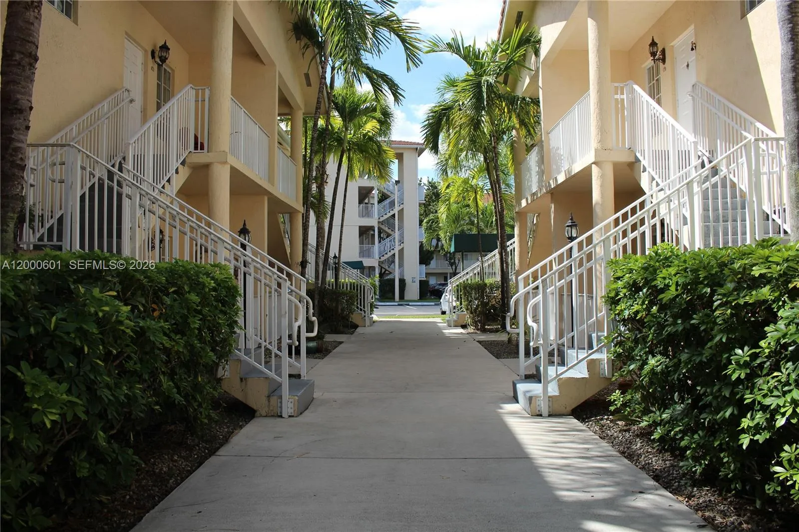 En Renta 6962 NW 179th Street 206-6, Hialeah, FL 33015, Hialeah, FL 33015