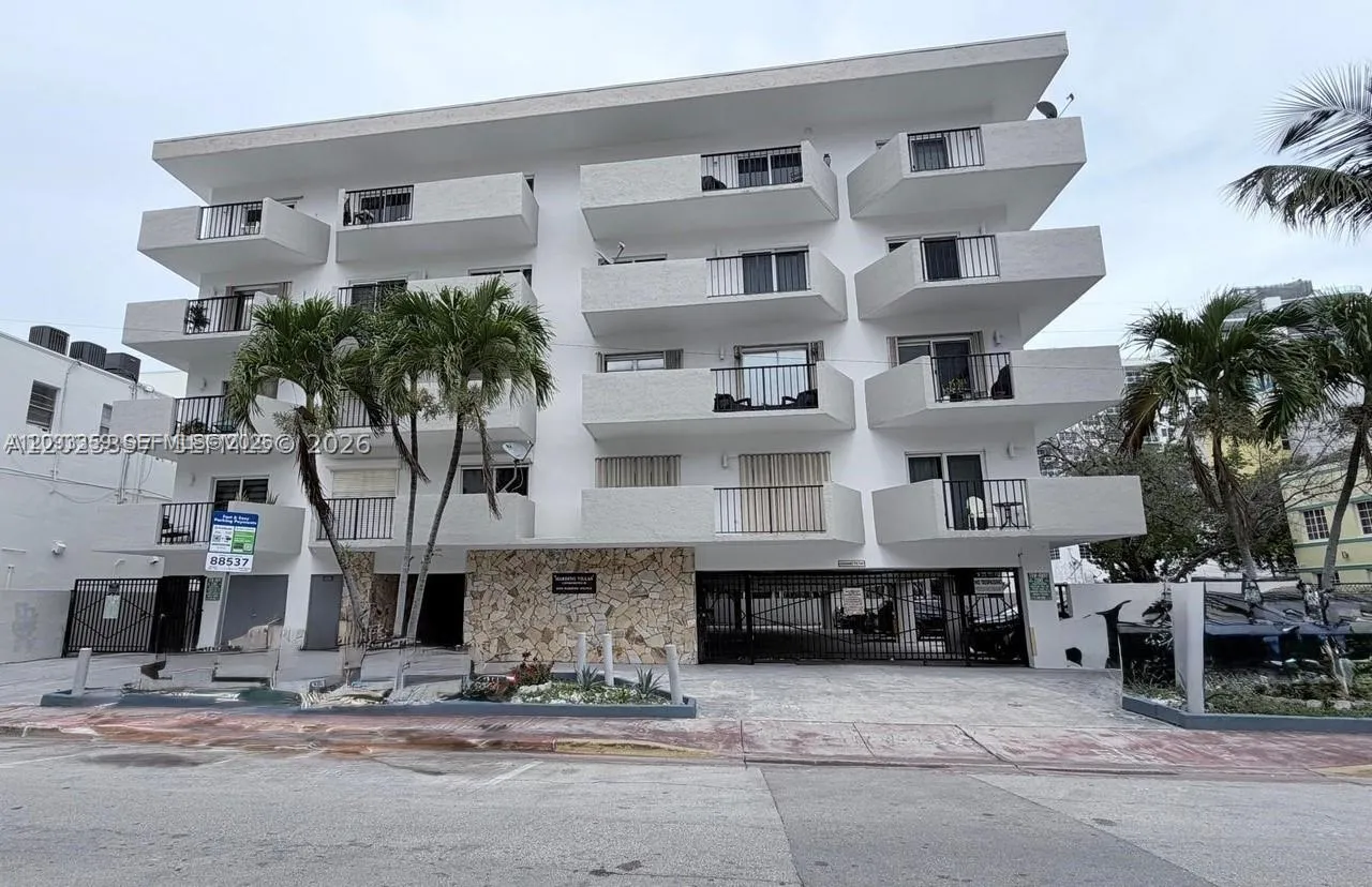 En Venta 6965 Harding Avenue 305, Miami Beach, FL 33141, Miami Beach, FL 33141