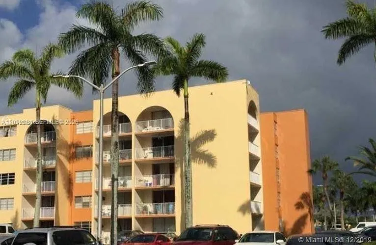 En Renta 6970 NW 186th Street 3-511, Hialeah, FL 33015, Hialeah, FL 33015