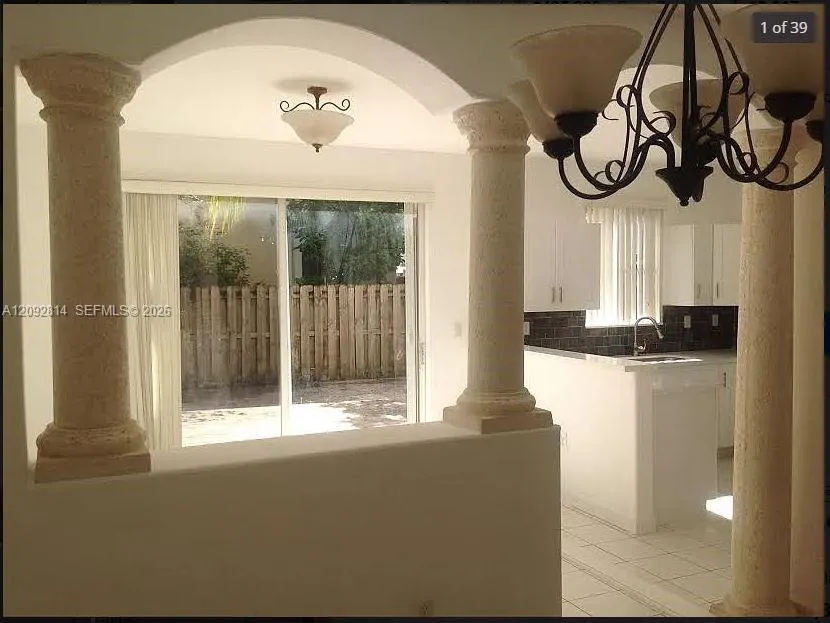 En Renta 6980 NW 177th Street L101, Hialeah, FL 33015, Hialeah, FL 33015