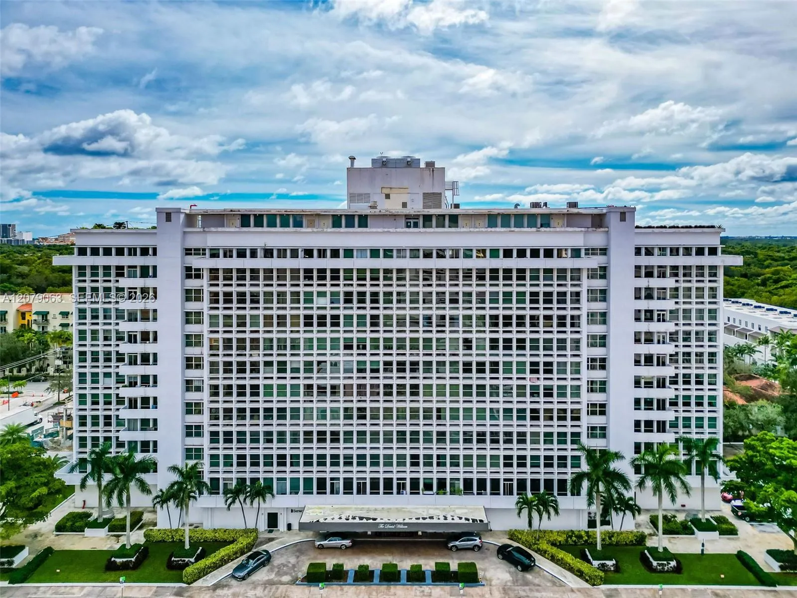 Foto de propiedad en 700 Biltmore Way 1017, Coral Gables, FL 33134 Coral Gables con MLS# 