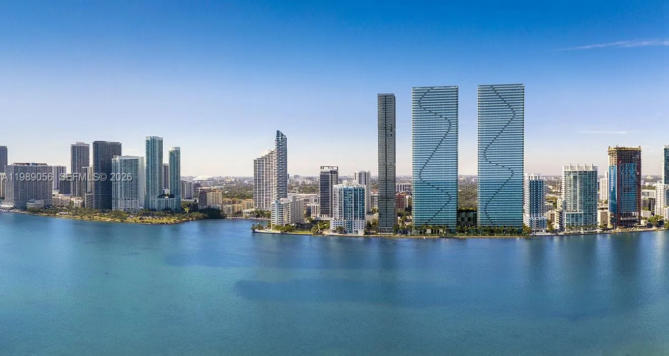 Foto de propiedad en 700 NE 24 2606, Miami, FL 33137 Miami con MLS# 