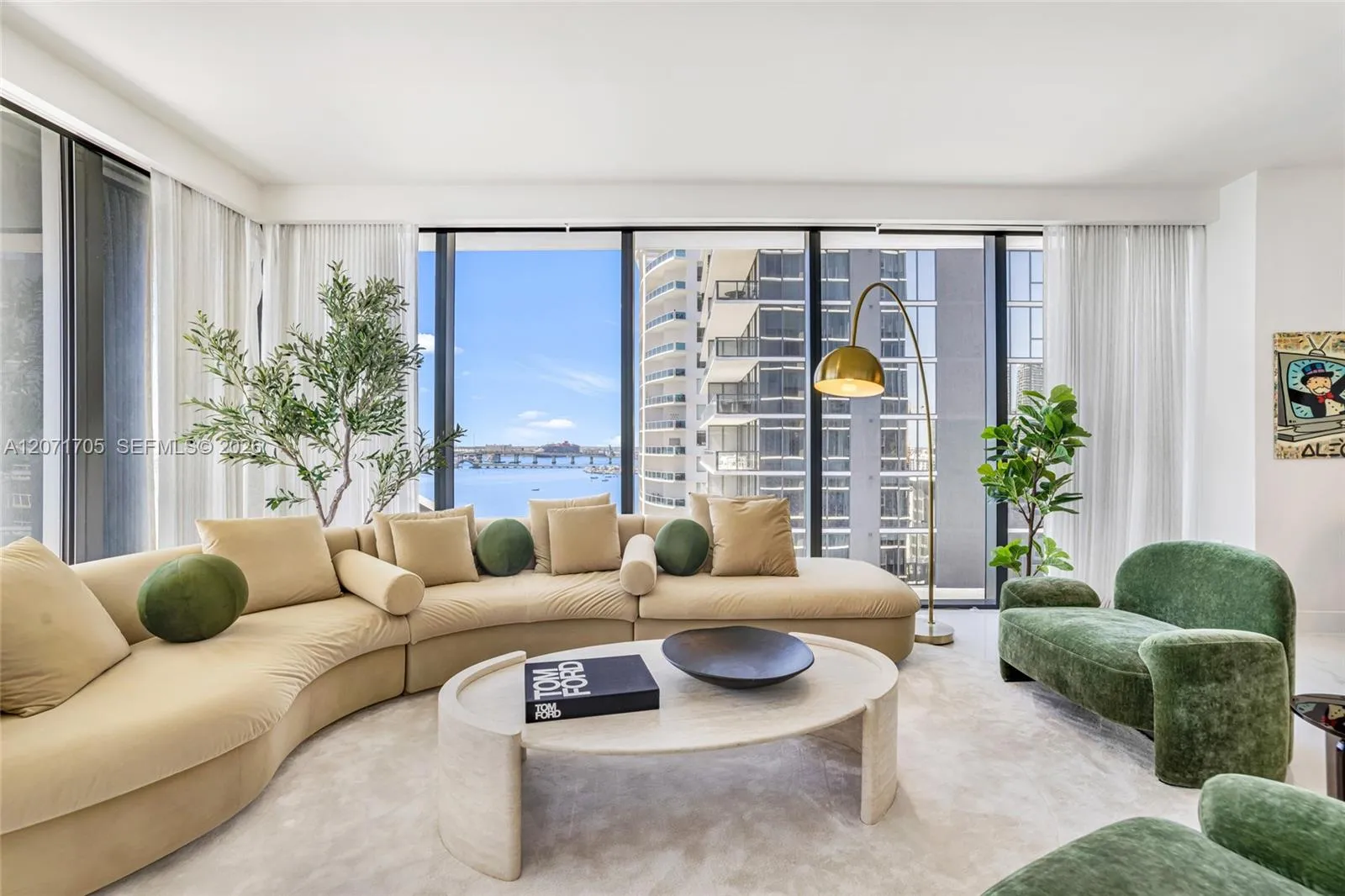 Foto de propiedad en 700 NE 24th Street 1107, Miami, FL 33137 Miami con MLS# 