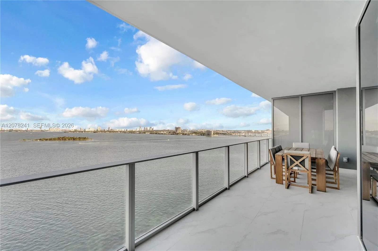 En Venta 700 NE 24th Street 1405, Miami, FL 33137, Miami, FL 33137