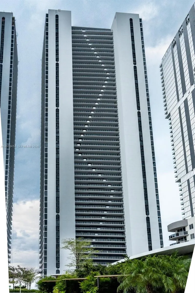 En Venta 700 NE 24th Street 1506, Miami, FL 33137, Miami, FL 33137
