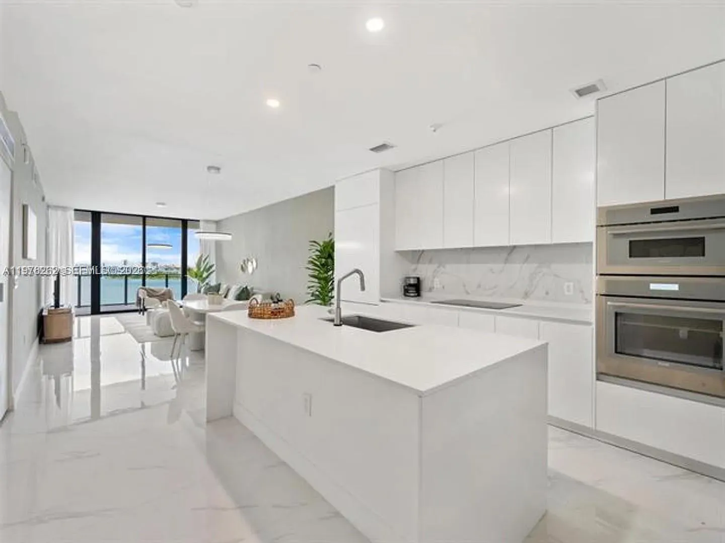 Foto de propiedad en 700 NE 24th Street 606, Miami, FL 33137 Miami con MLS# 