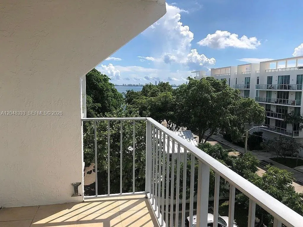 Foto de propiedad en 700 NE 63rd Street D506, Miami, FL 33138 Miami con MLS# 