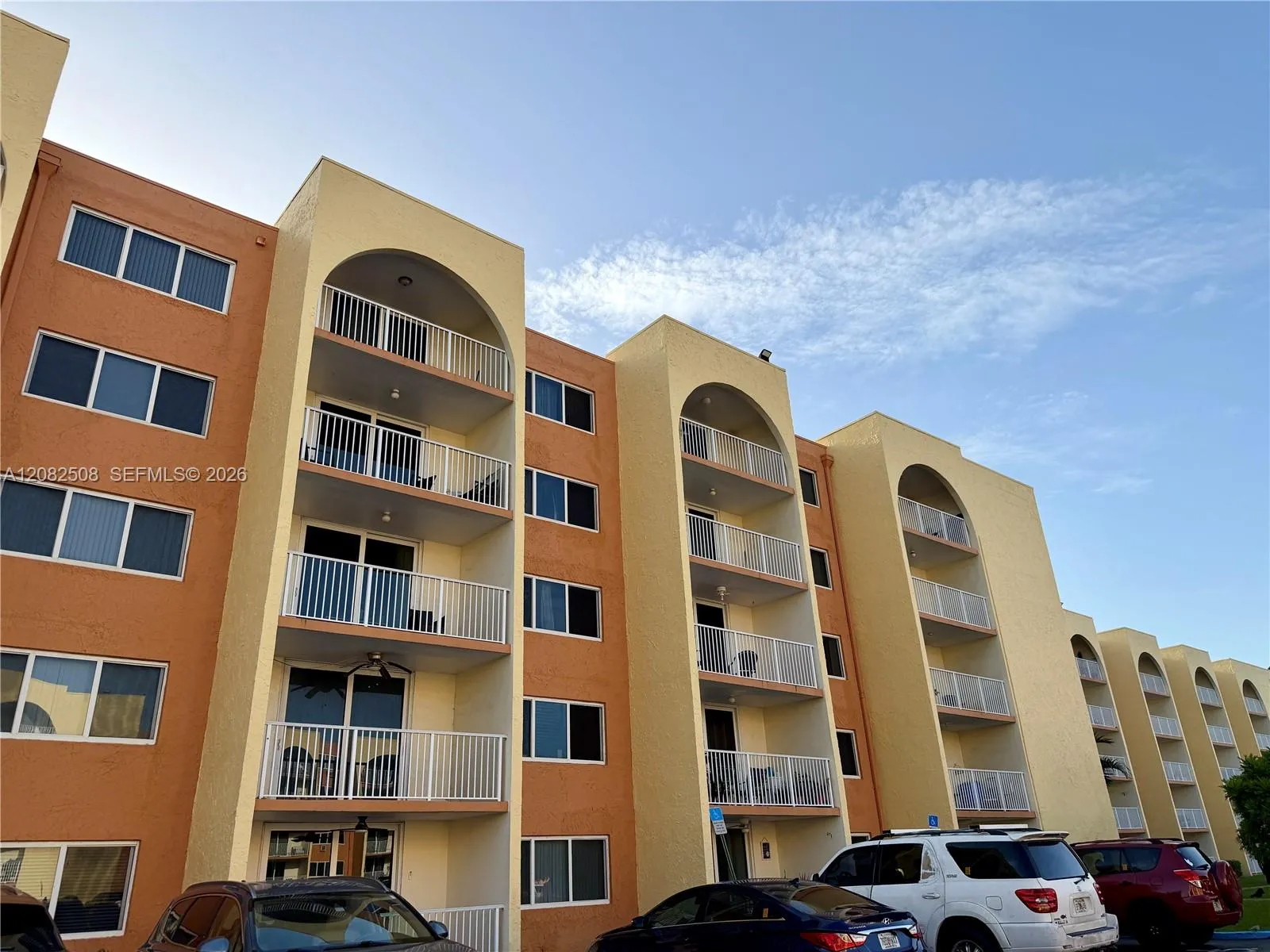 En Renta 7000 NW 186th Street 4-422A, Hialeah, FL 33015, Hialeah, FL 33015