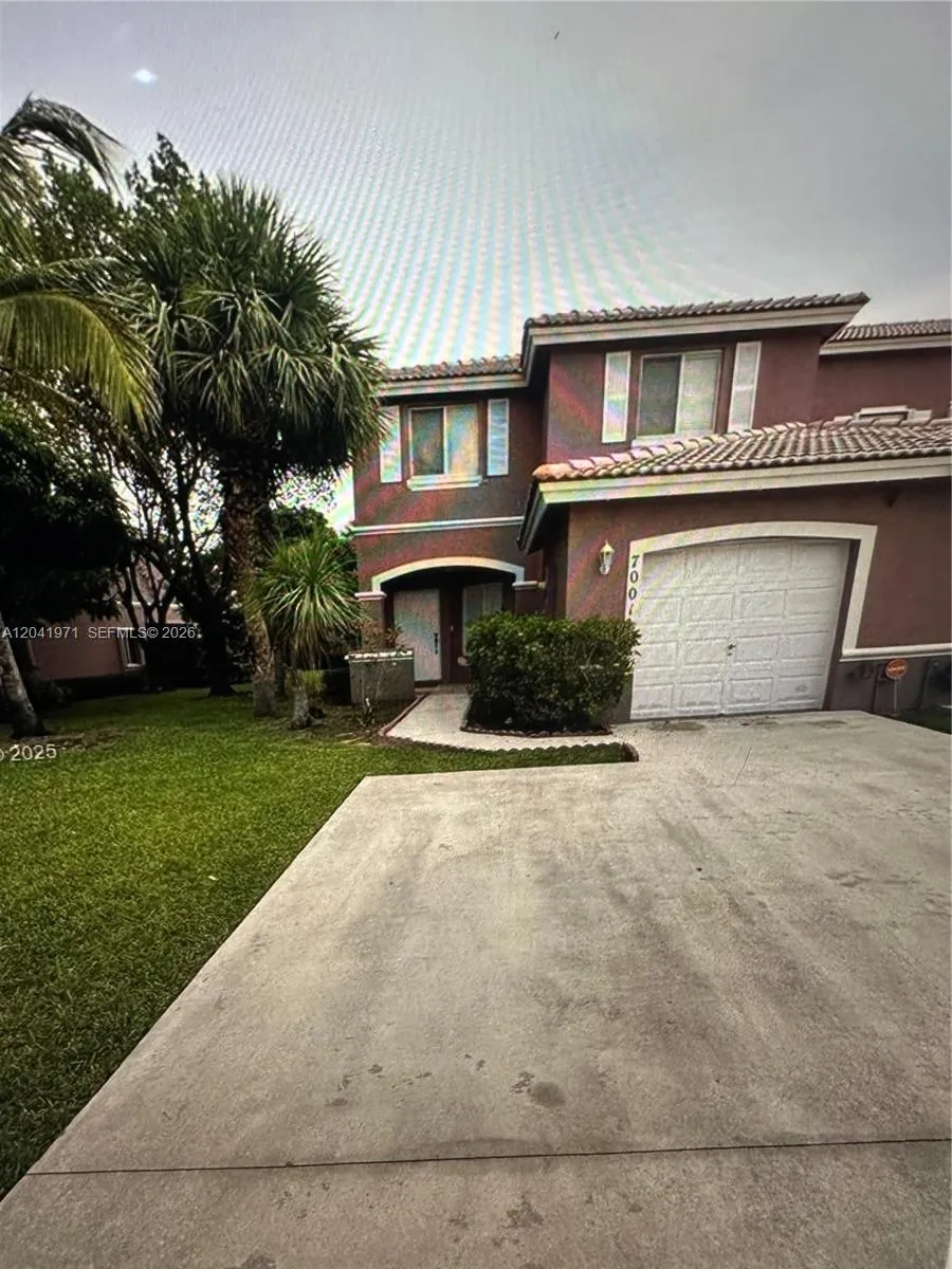 En Renta 7001 SW 164th Court 0, Miami, FL 33193, Miami, FL 33193