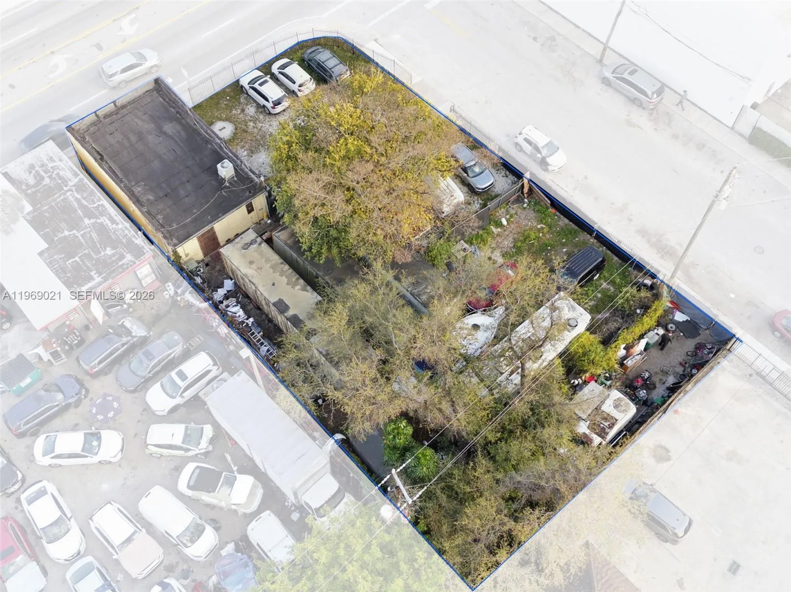 Foto de propiedad en 7004 NW 7th Avenue, Miami, FL 33150 Miami con MLS# 