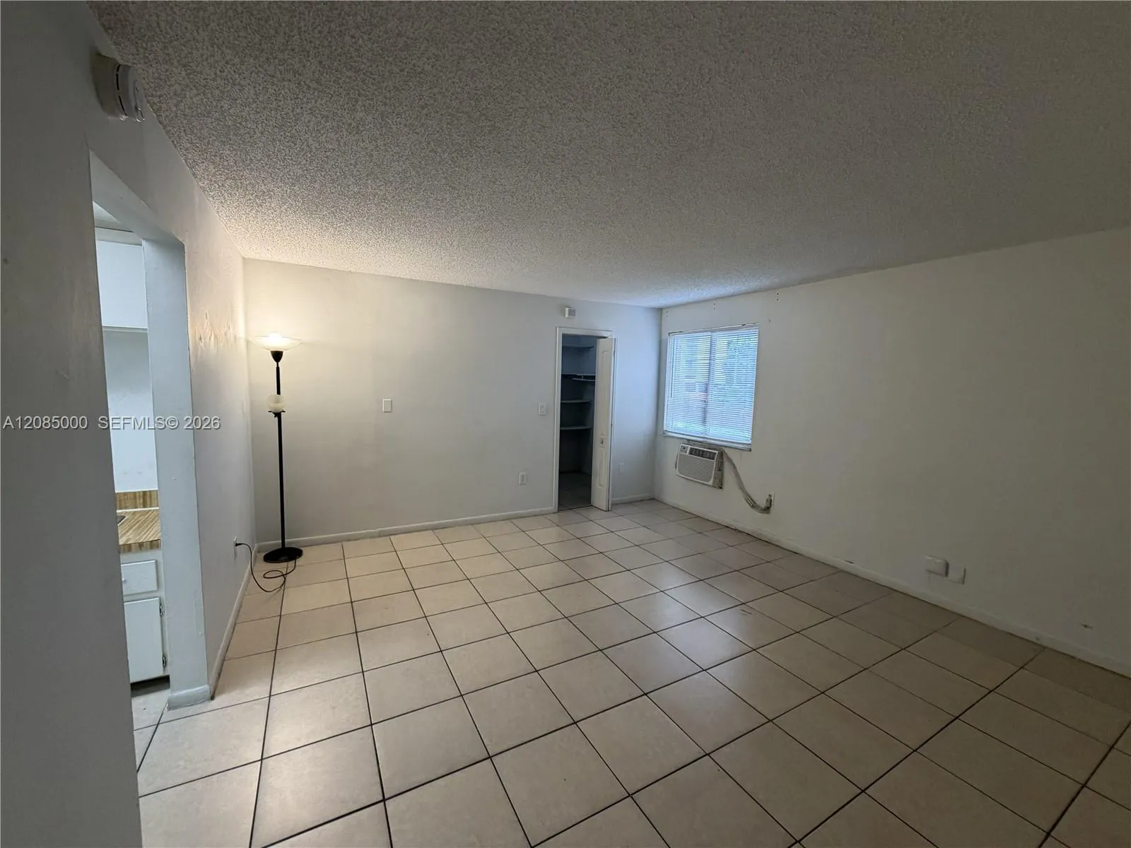 En Renta 7010 NW 186th Street 5-121A, Hialeah, FL 33015, Hialeah, FL 33015