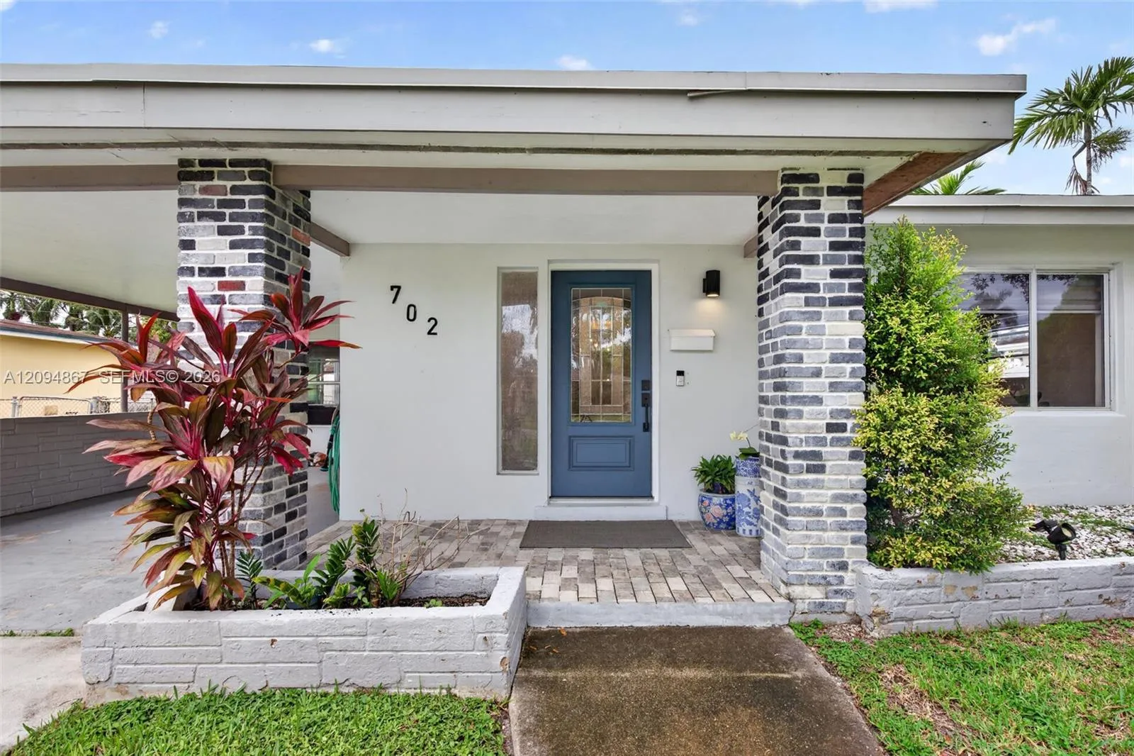 En Venta 702 N 31st Court, Hollywood, FL 33021, Hollywood, FL 33021