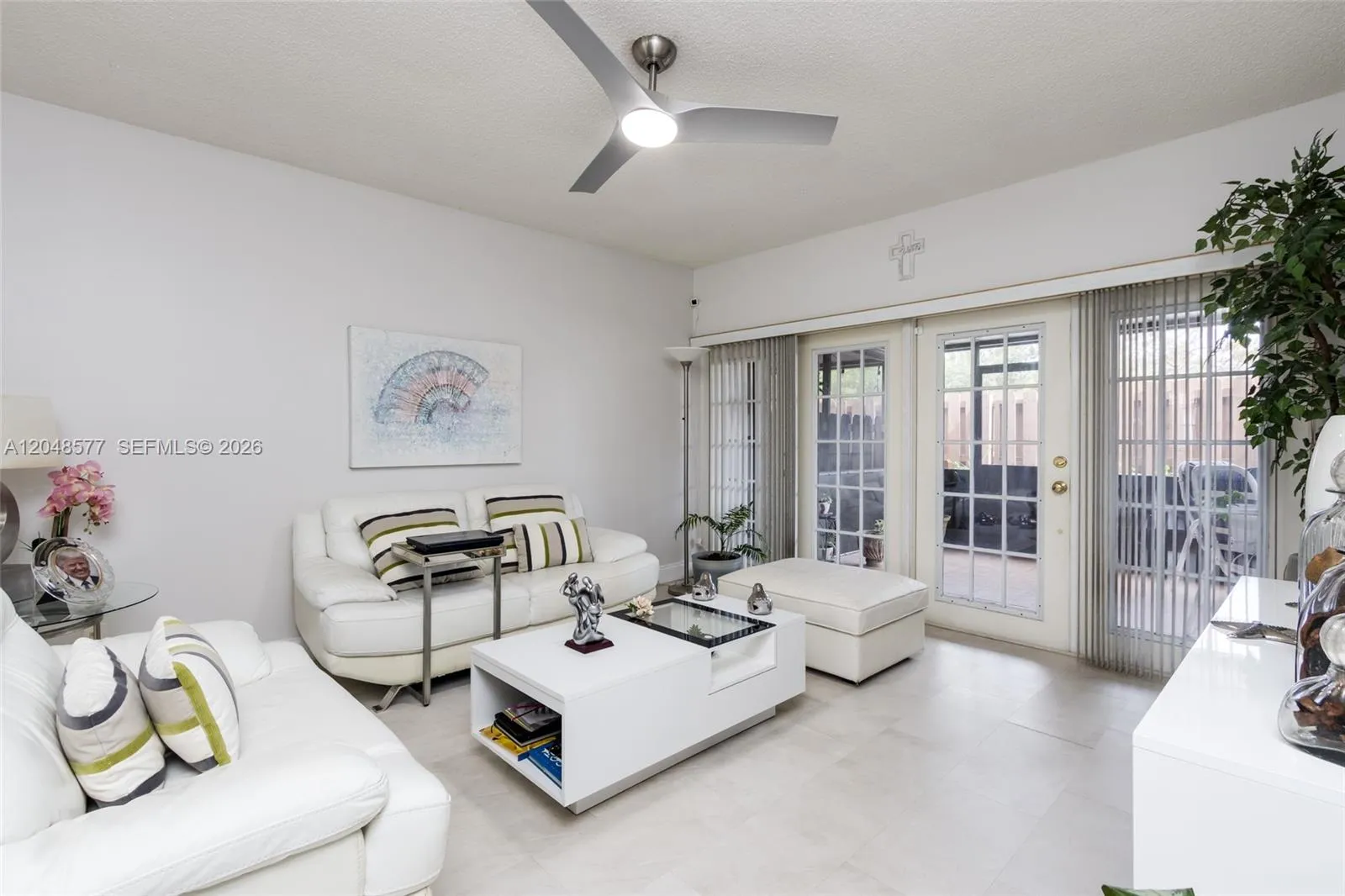 Foto de propiedad en 7032 SW 23rd Street 16, Davie, FL 33317 Davie con MLS# 