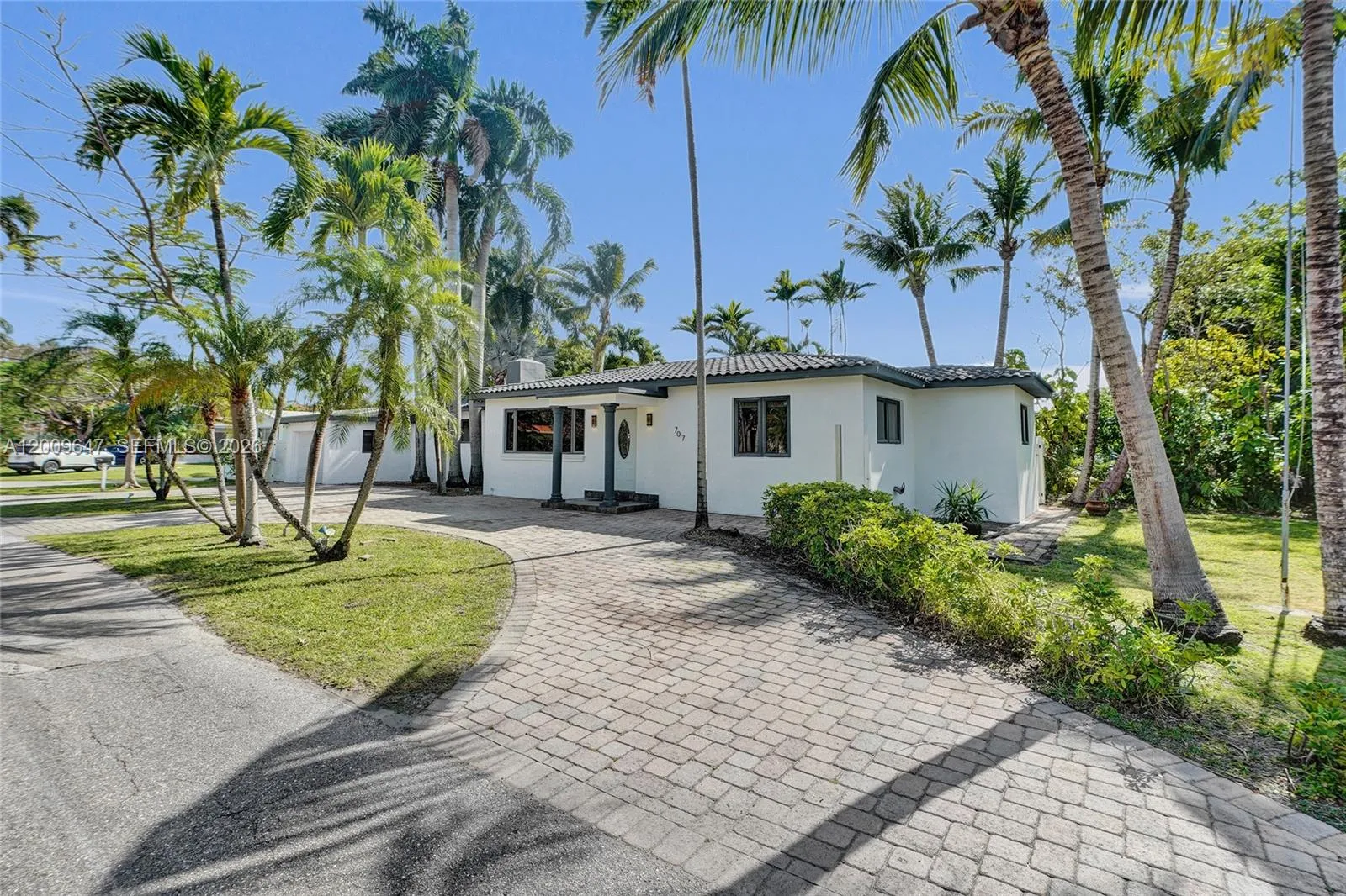 Vendido 707 N 13 Avenue, Hollywood, FL 33019, Hollywood, FL 33019