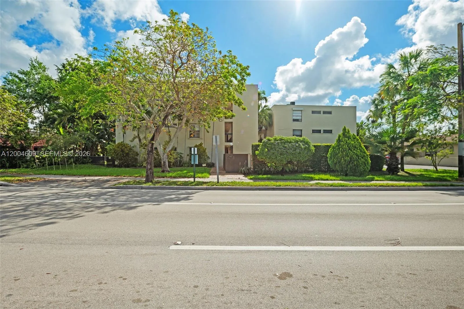Vendido 709 Curtiss Parkway 23, Miami Springs, FL 33166, Miami Springs, FL 33166