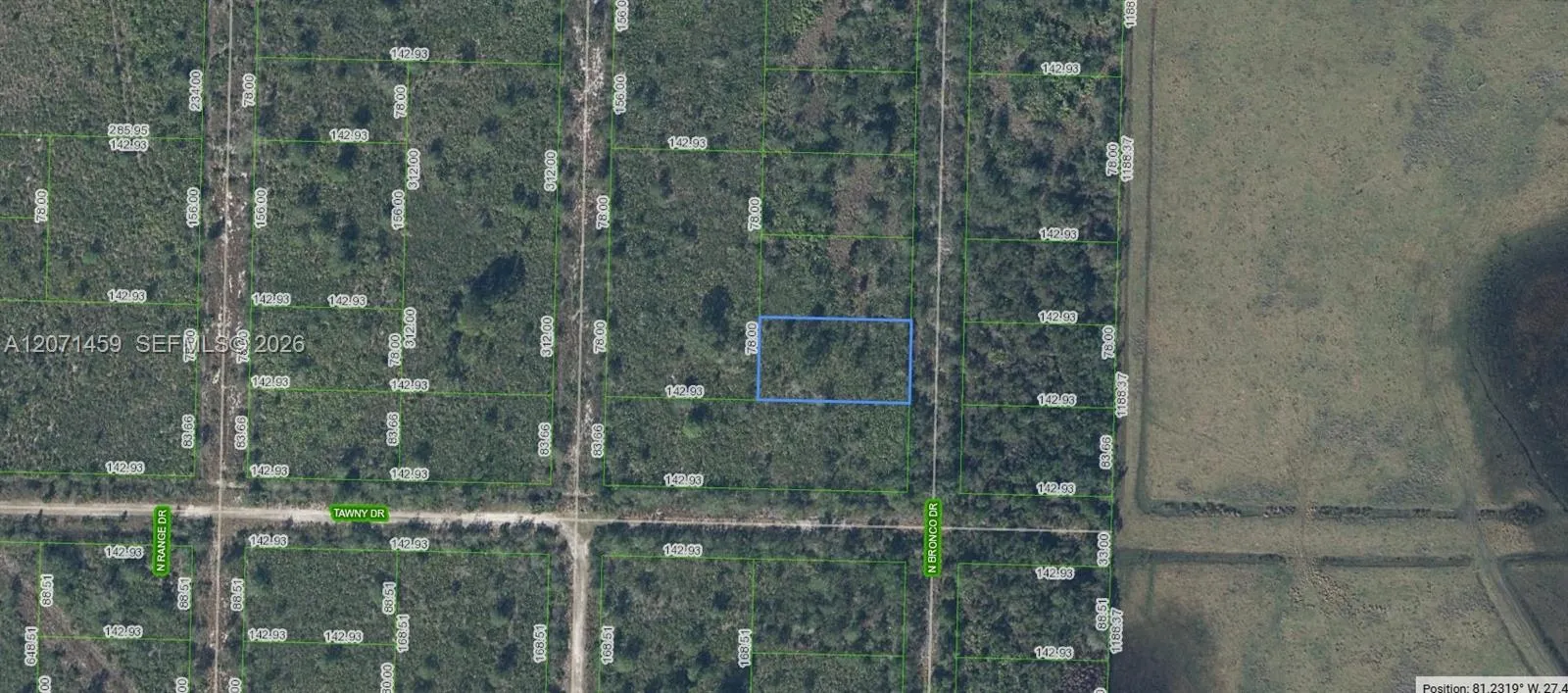 Foto de propiedad en 709 N Bronco Drive, Lorida, FL 33857 Lorida con MLS# 
