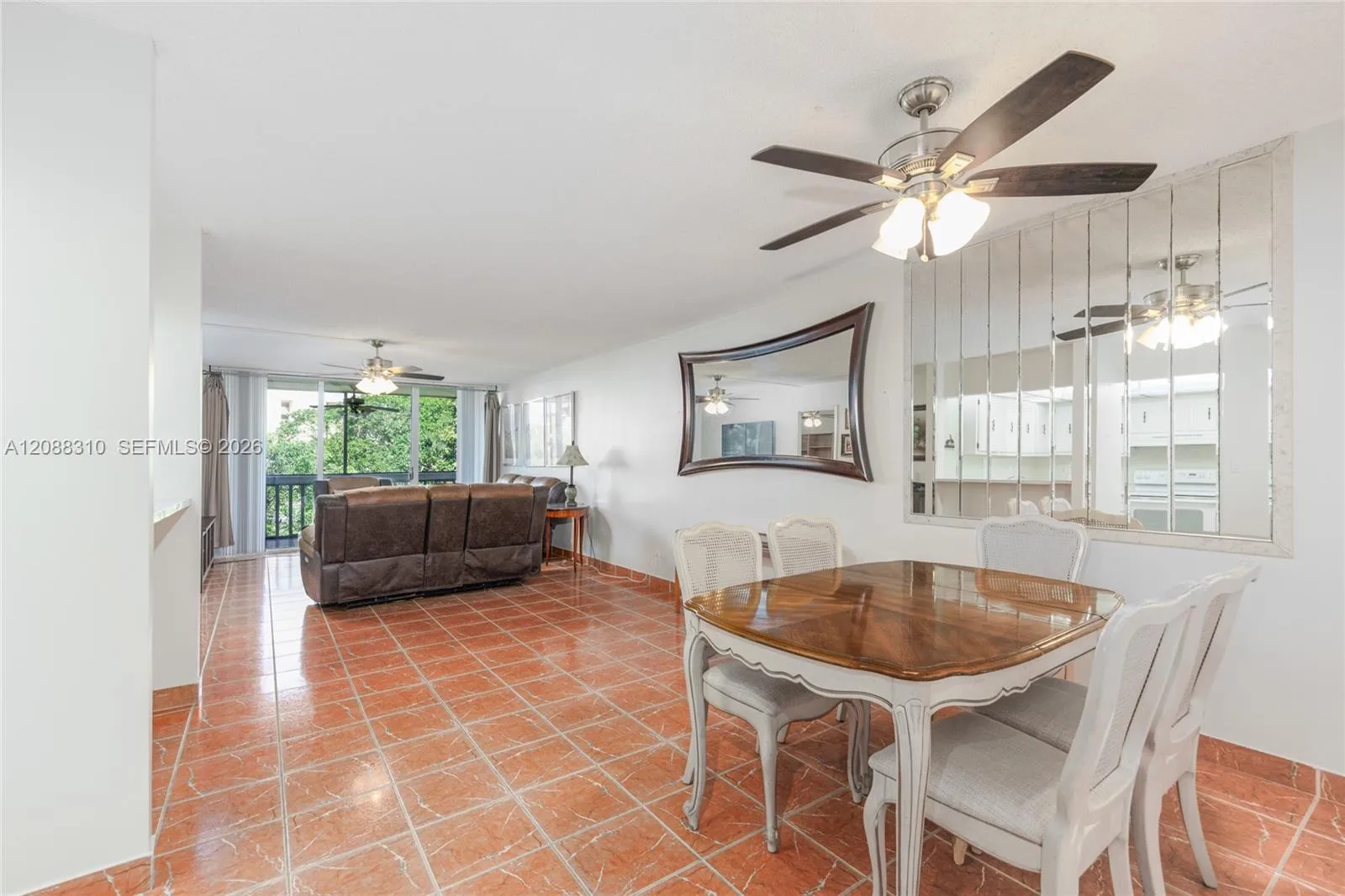 En Venta 7091 Environ Boulevard 346, Lauderhill, FL 33319, Lauderhill, FL 33319