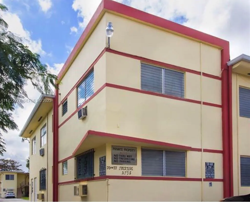 Foto de propiedad en 71 NW 76th Street 16, Miami, FL 33150 Miami con MLS# 