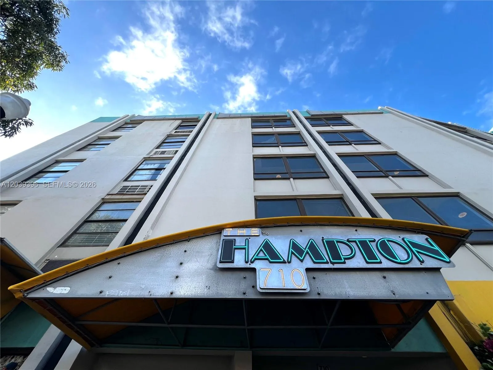 Foto de propiedad en 710 Washington Avenue 319, Miami Beach, FL 33139 Miami Beach con MLS# 